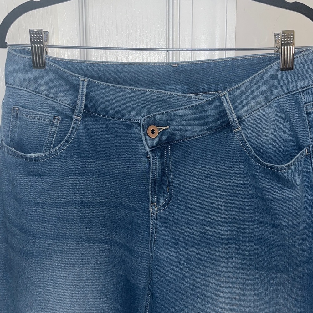 NWT Halara Flex Asymmetric Low Rise Wide Leg Jeans Size Medium X-tall - Picture 5 of 11